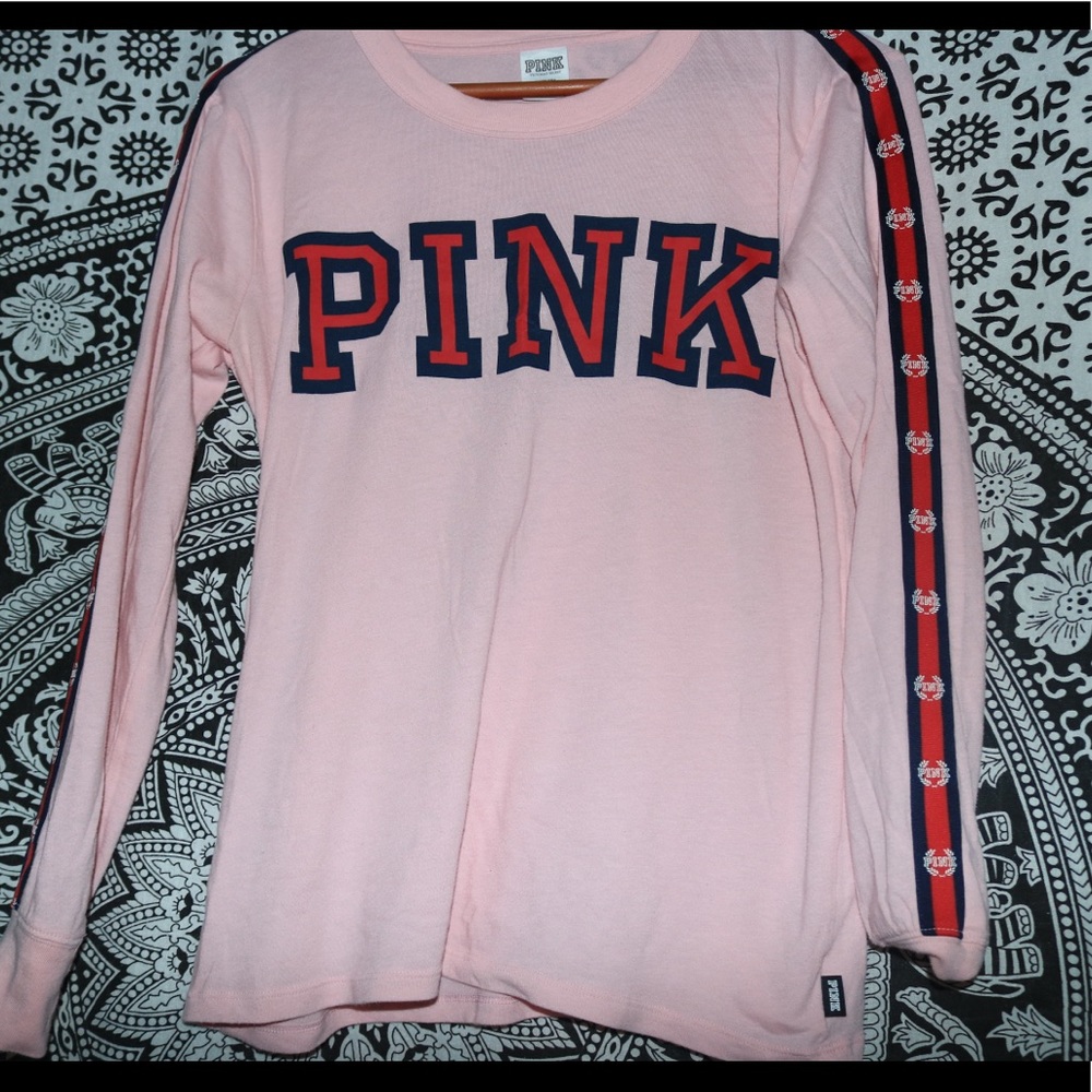 Pink VS long sleeve shirts!